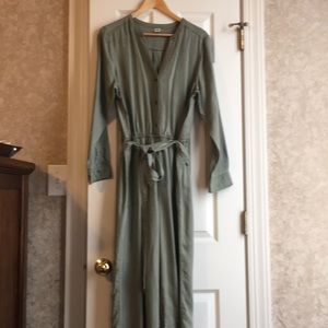 Old navy olive tree jump suit